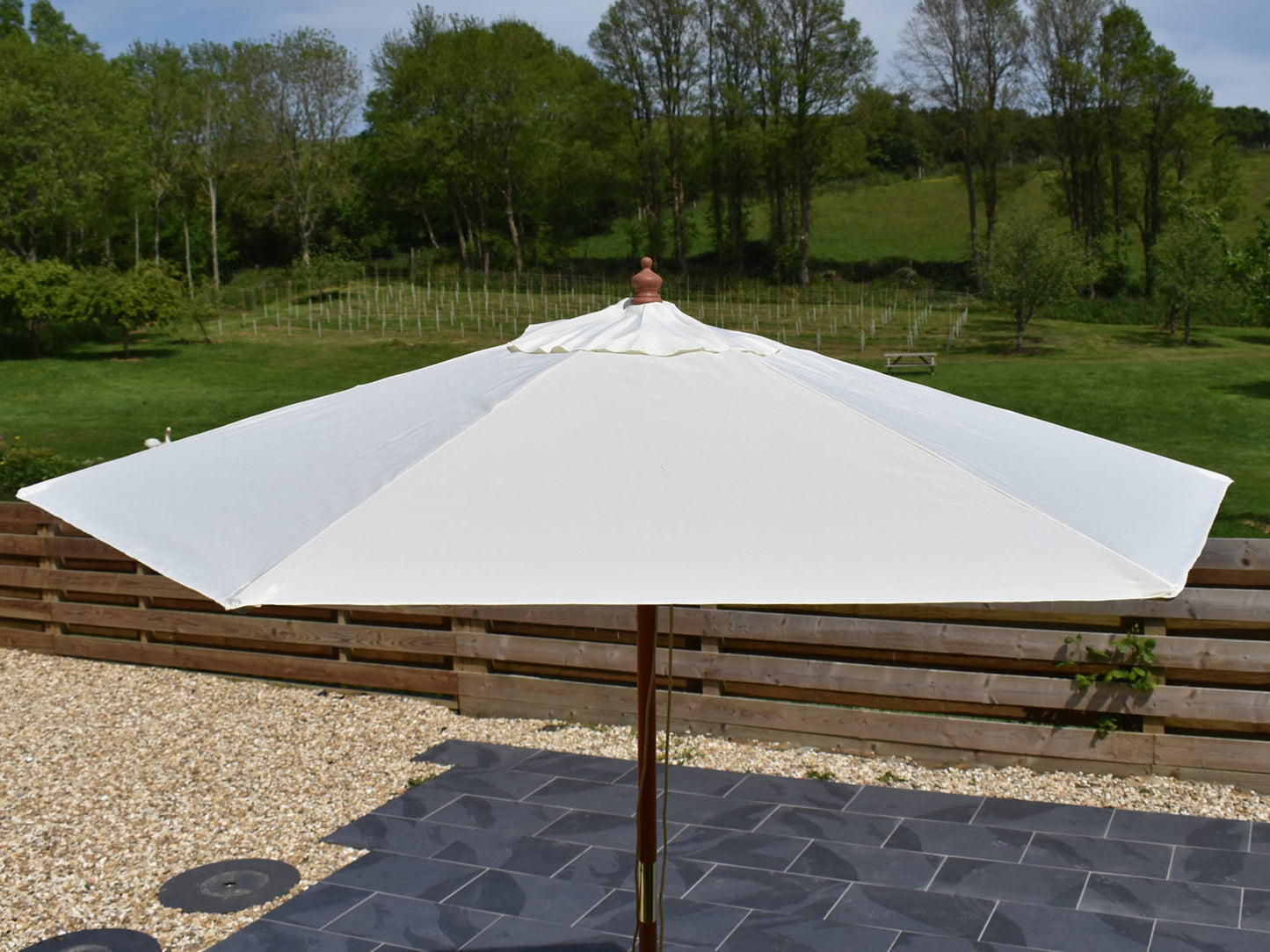 2.5 Parasol side view Natural