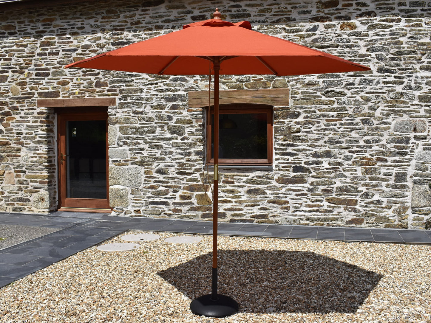 2.5 Hexagonal parasol open Terracotta