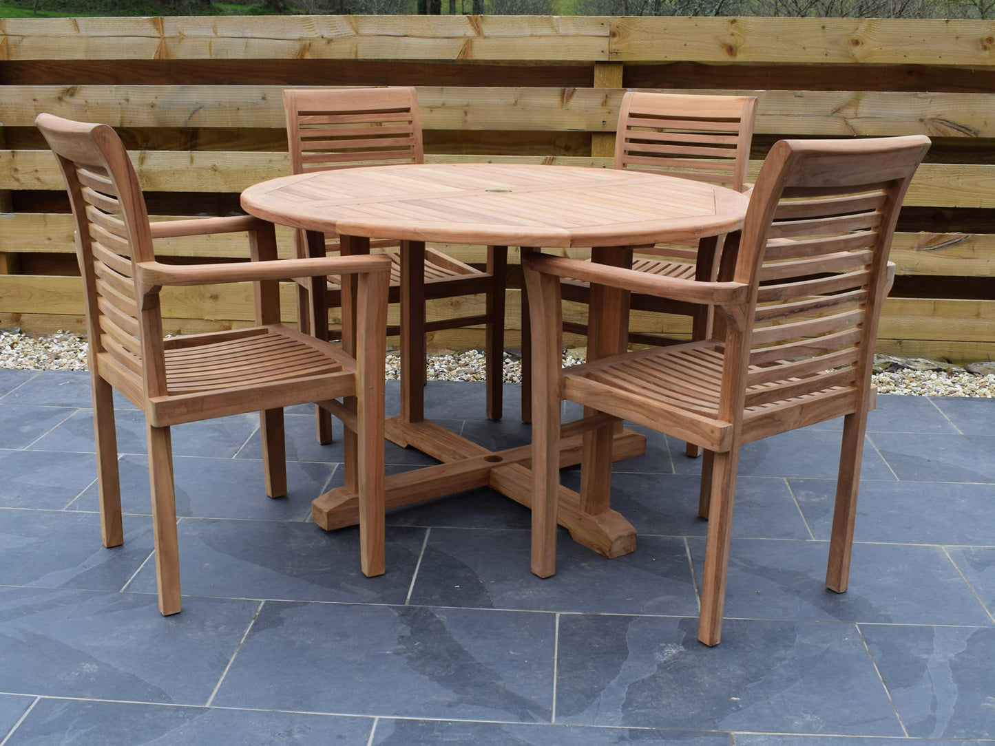 4 Seater Large Round Pedestal Teak Set with Newbury Stacking Armchairs