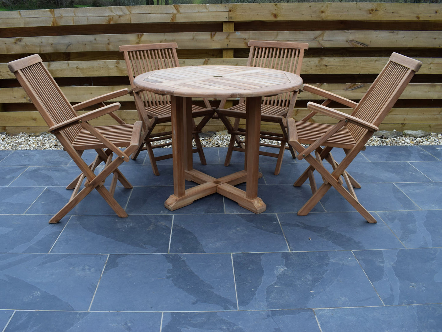 4 Seater Round Pedestal Teak Set with Classic Folding Armchairs