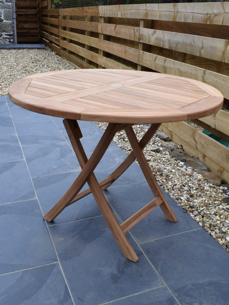 4 Seater Round Folding Teak Set with Classic Folding Chairs & Armchairs