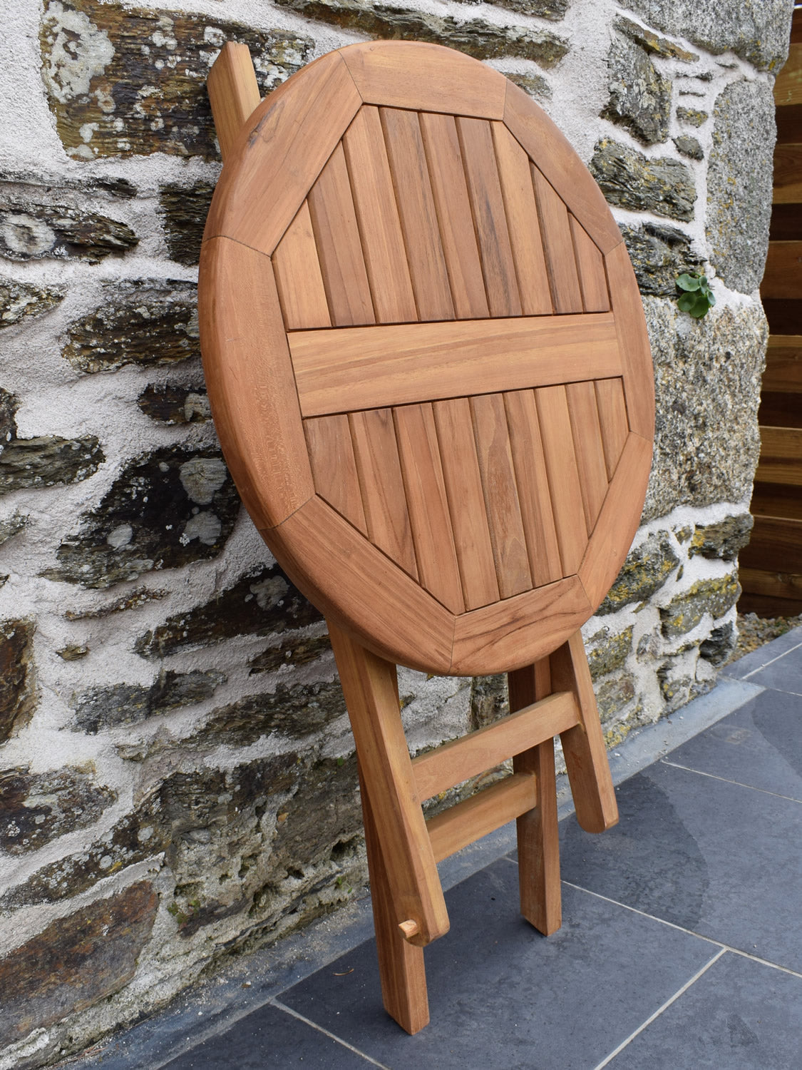 2 Seater Round Folding Teak Set with Classic Folding Chairs