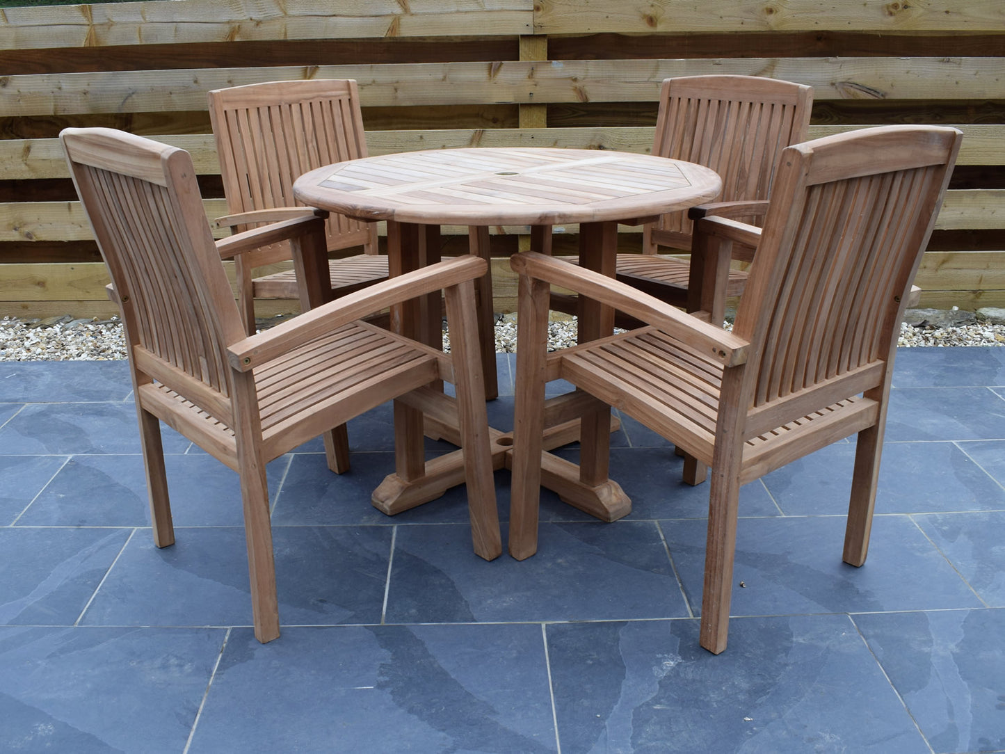 4 Seater Round Pedestal Teak Set with Henley Stacking Armchairs