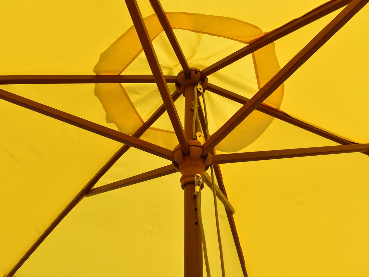 2.5 Parasol underside struts Yellow