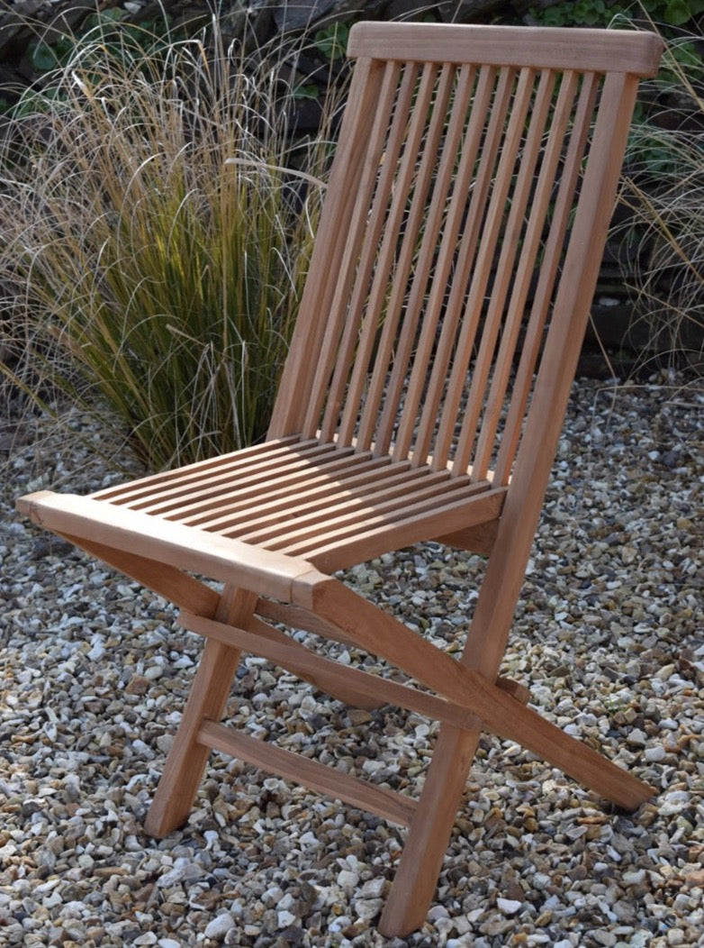 4 Seater Round Folding Teak Set with Classic Folding Chairs