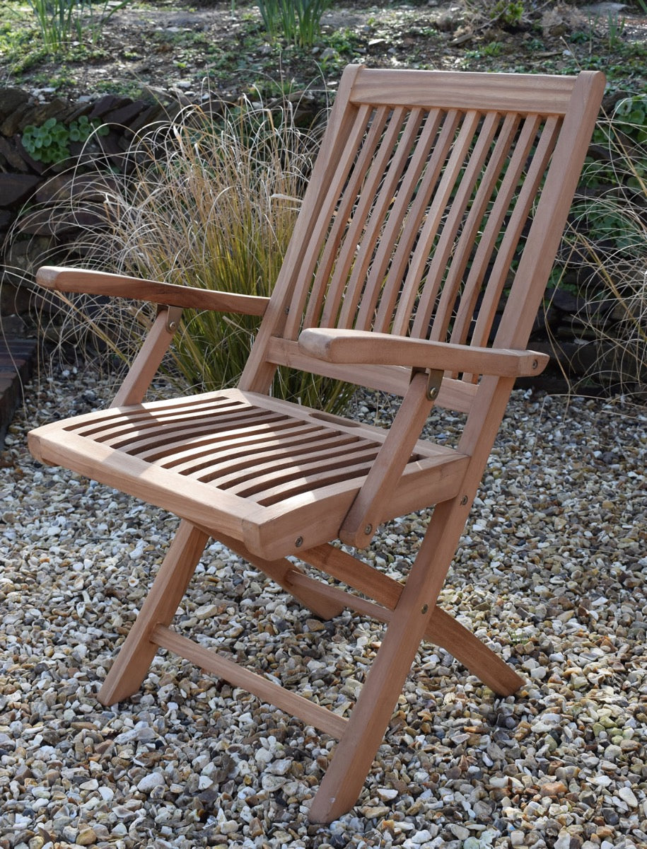 4 Seater Large Round Pedestal Teak Set with Folding Chairs and Armchairs