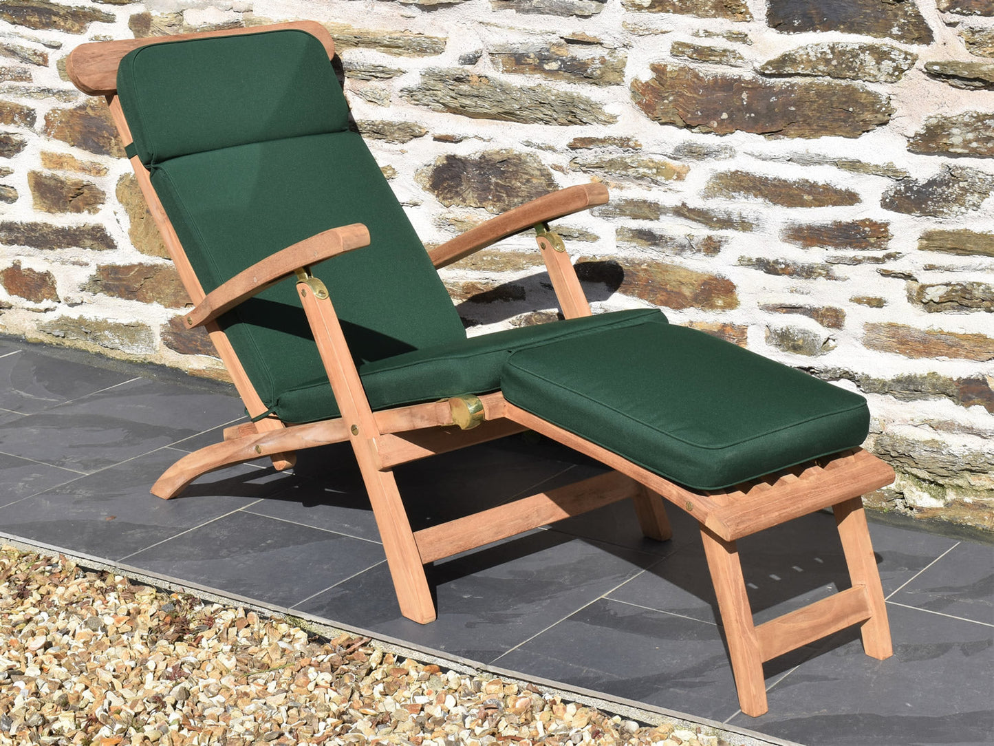 classic garden steamer chair cushion in green