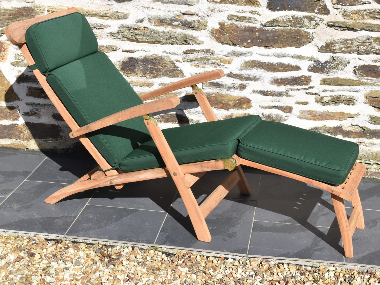 traditional outdoor patio steamer recliner chair cushion in dark green