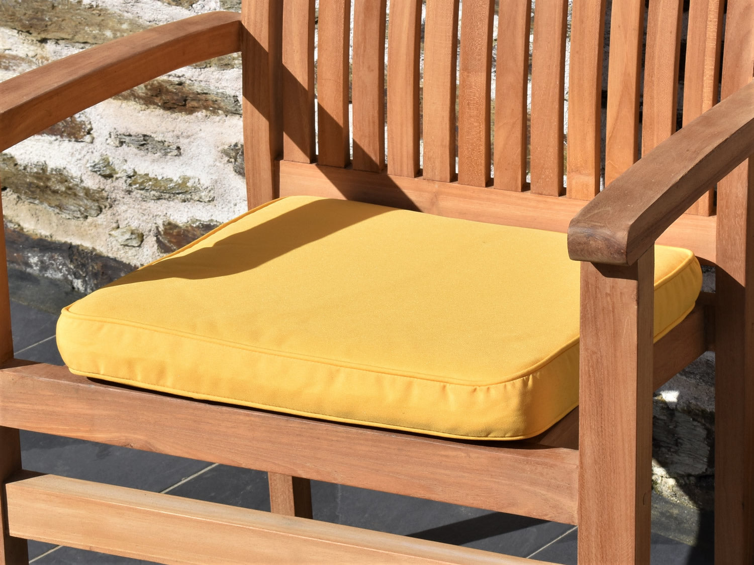 Large outdoor seat pad Yellow, close view