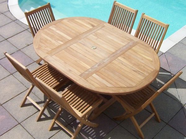 top view of 120-180cm circular extending garden dining set with 6 folding dining chairs